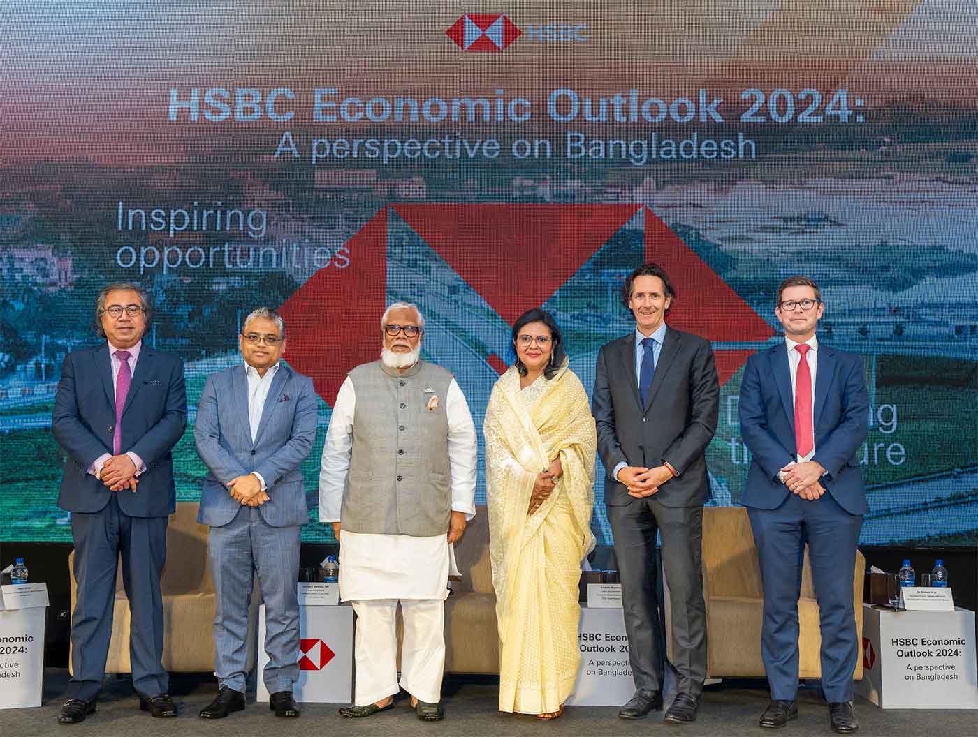 HSBC Bangladesh group photo HSBC Bangladesh group photo